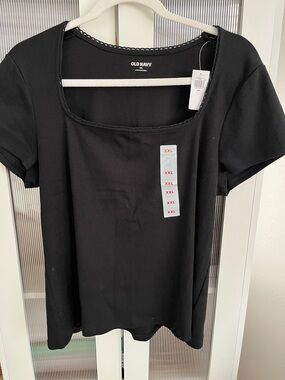 Old Navy Black Square Neck Short Sleeve Tee